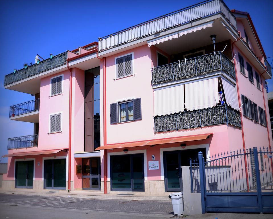 Amira Luxury Apartments Santa Maria Capua Vetere Ngoại thất bức ảnh